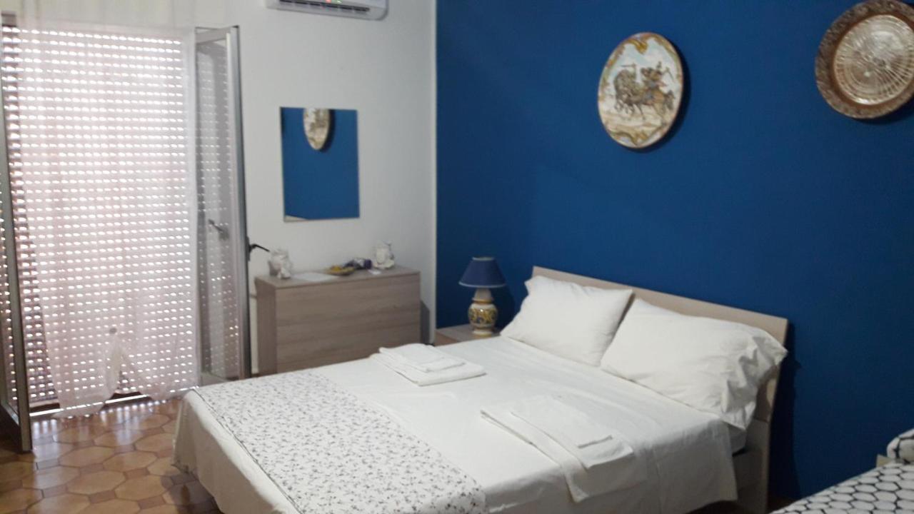 B&B Maia House Santo Stefano di Camastra Dış mekan fotoğraf